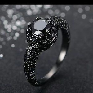 Large Black Faceted Stone, Ring Pave' Black Stones on Band and Around Main Stone
